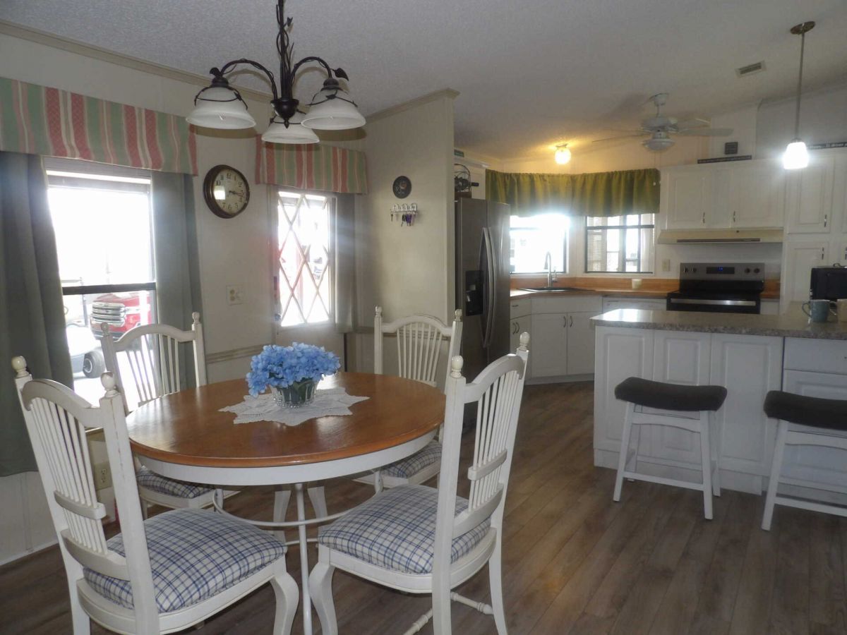 2692 NE Highway 70 Lot 79