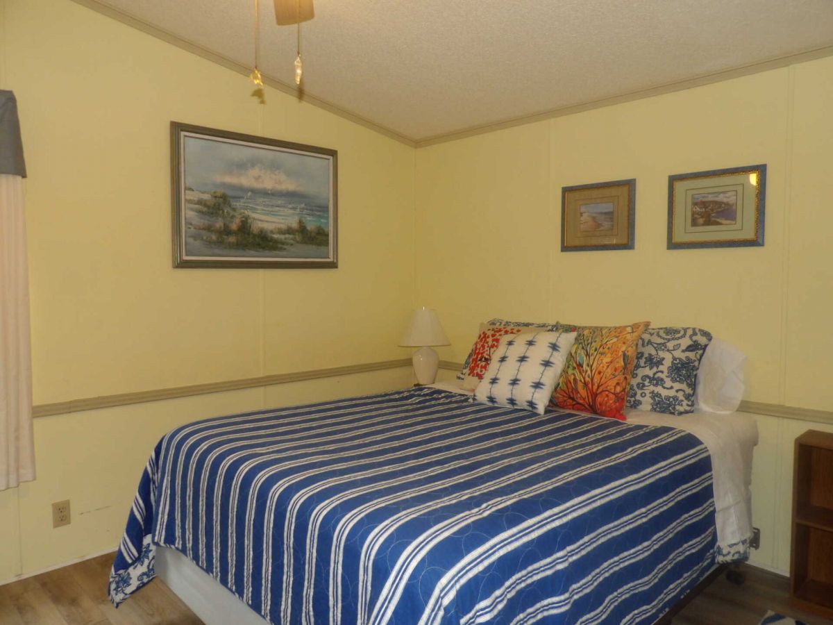 2692 NE Highway 70 Lot 79