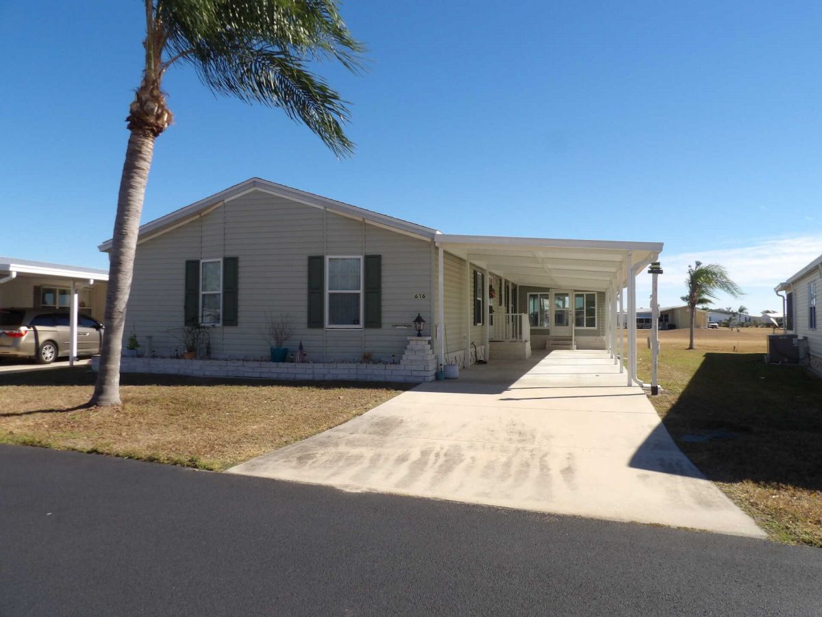 2692 NE Highway 70 Lot 616