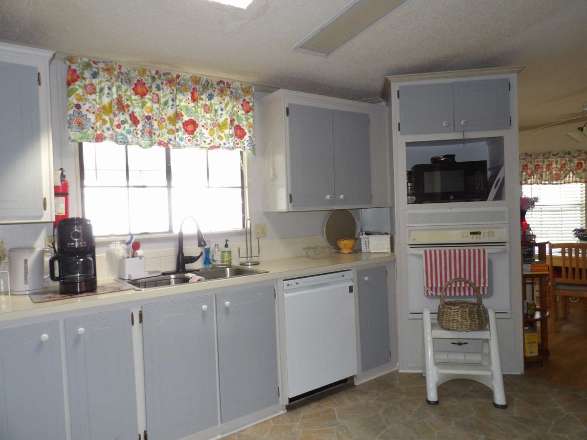 2692 NE Hwy 70, #59
