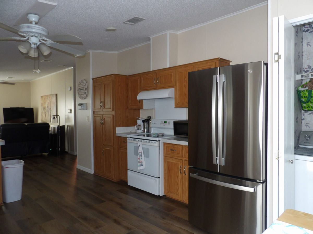 2692 NE Hwy 70, #714