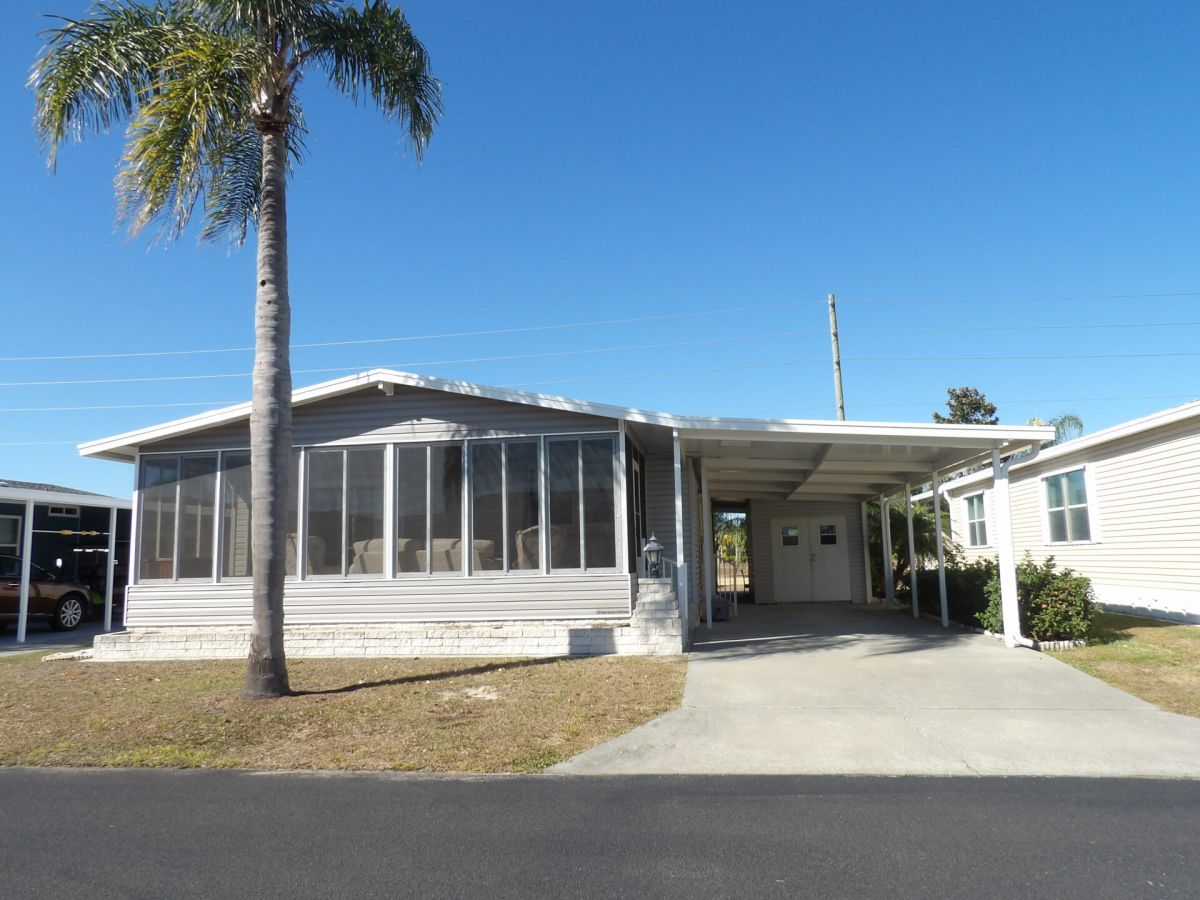 2692 NE Hwy 70 Lot 424