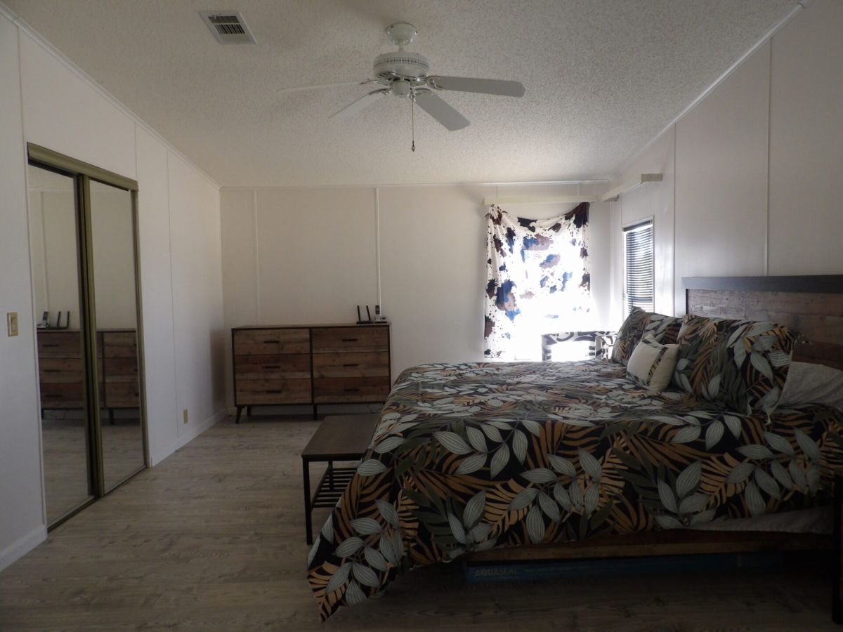2692 NE Hwy 70 Lot 424
