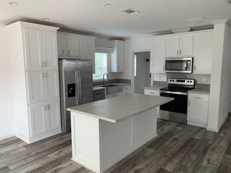 11401 Causeway Blvd