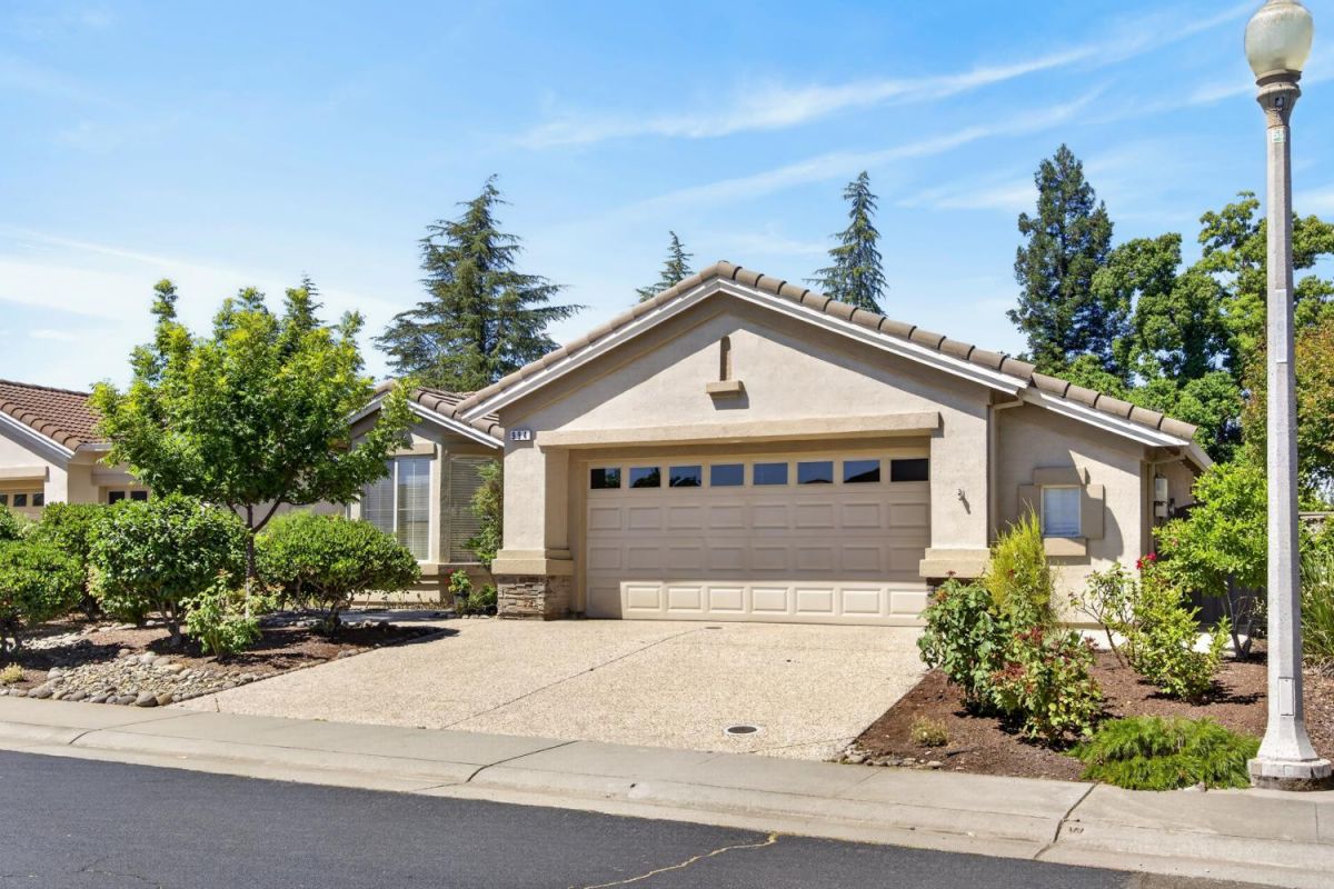 994 Gold Nugget Circle