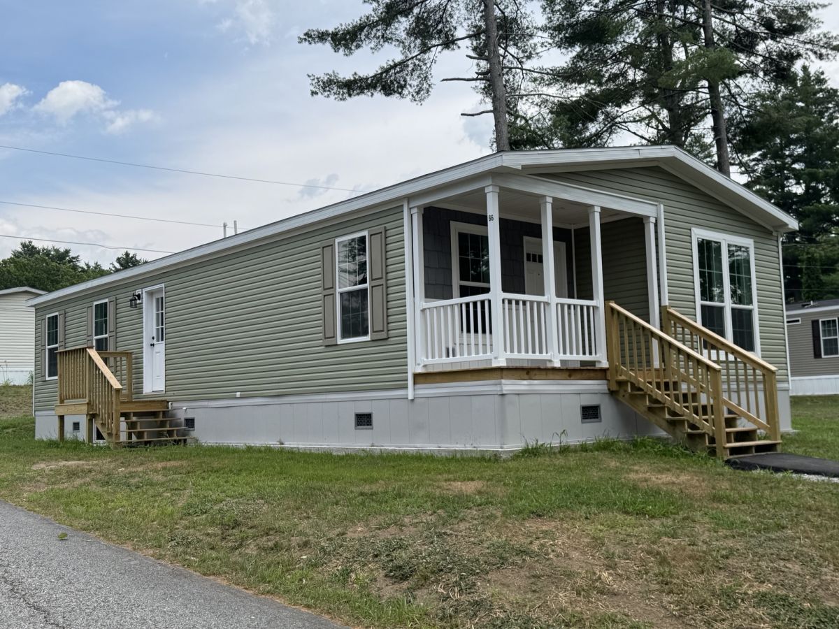 66 Town and Country Dr