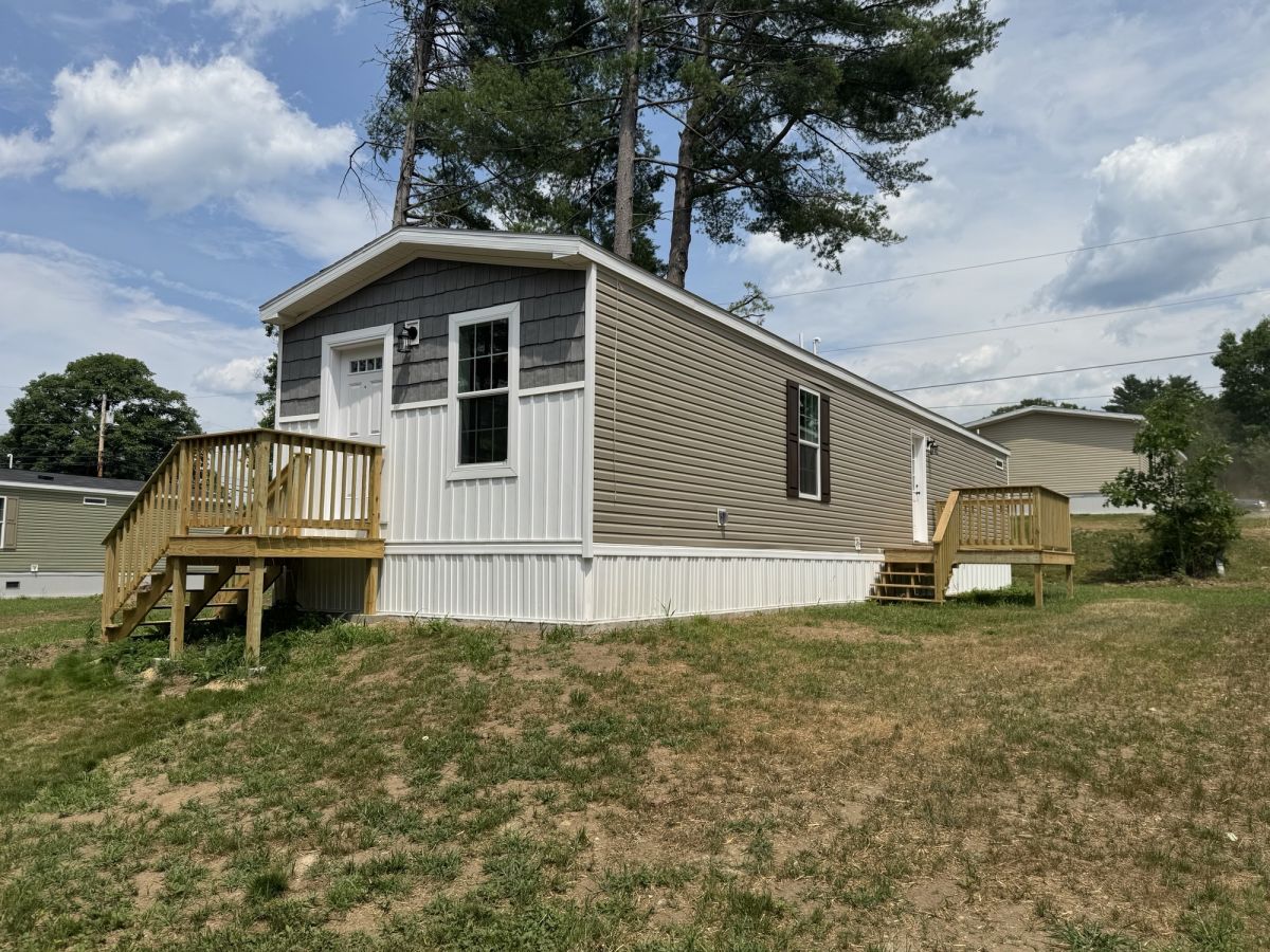 4 Fir Dr
