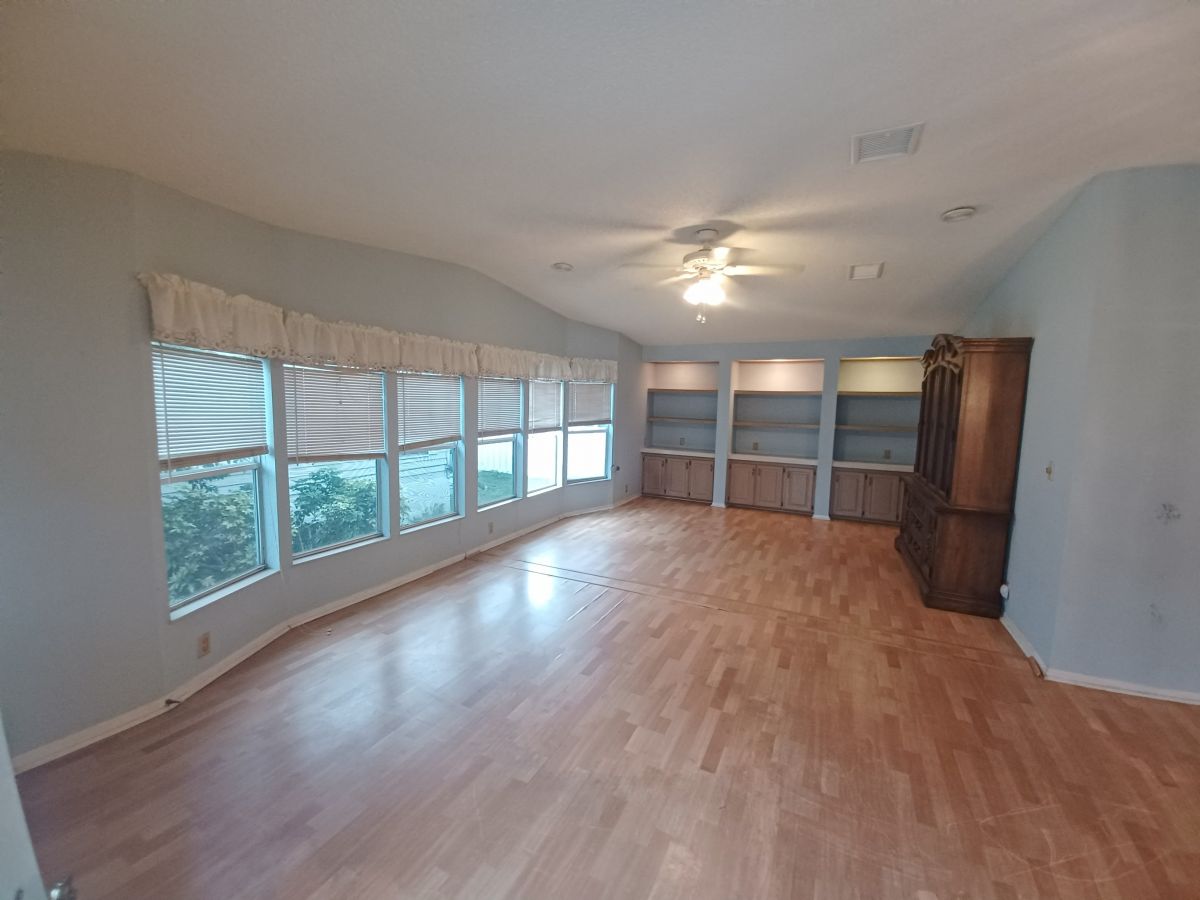 3424 NW 64th St