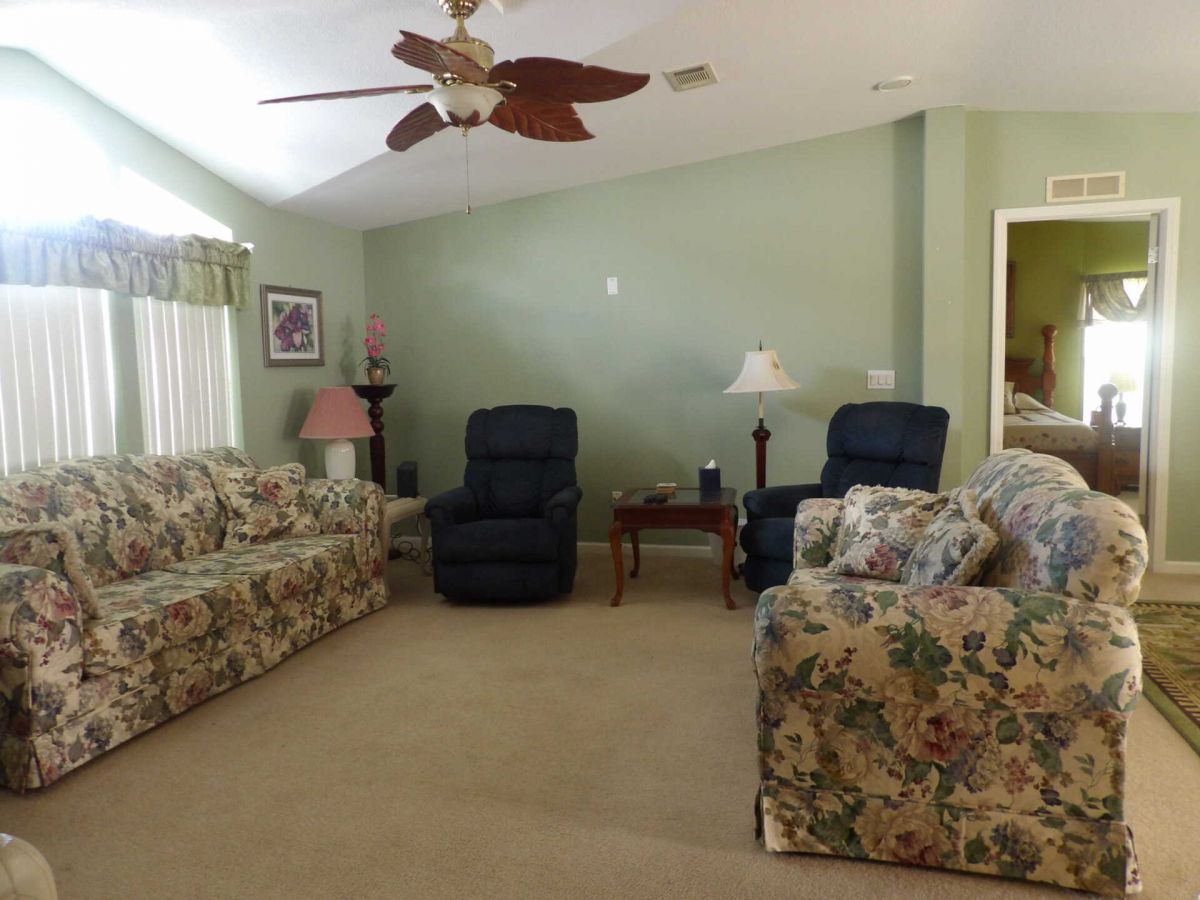 2692 NE Hwy 70, #537