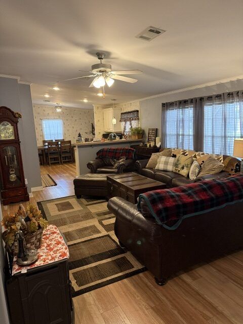 3825 Willaford Drive