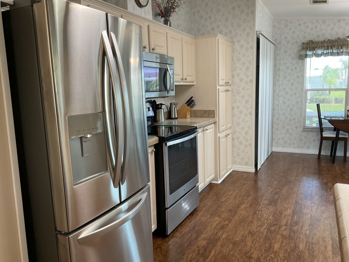 865 Osprey Ave
