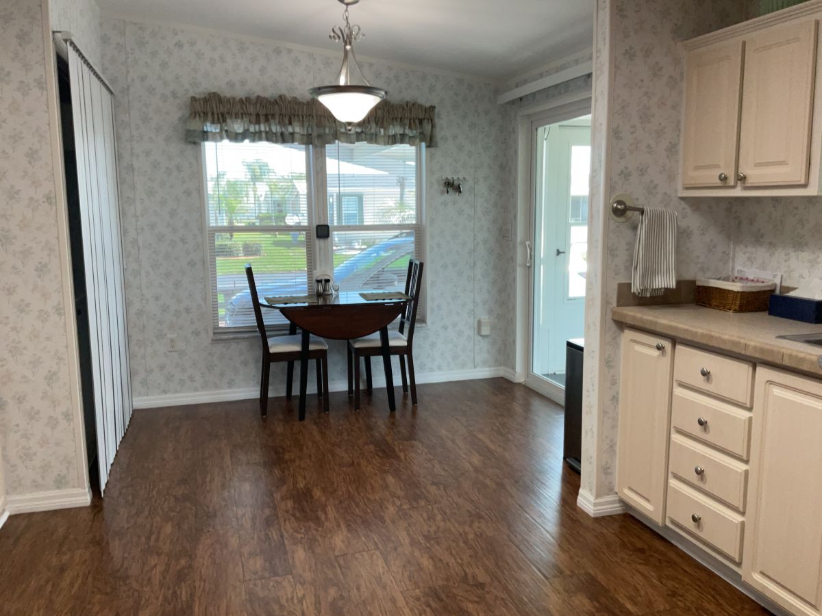 865 Osprey Ave