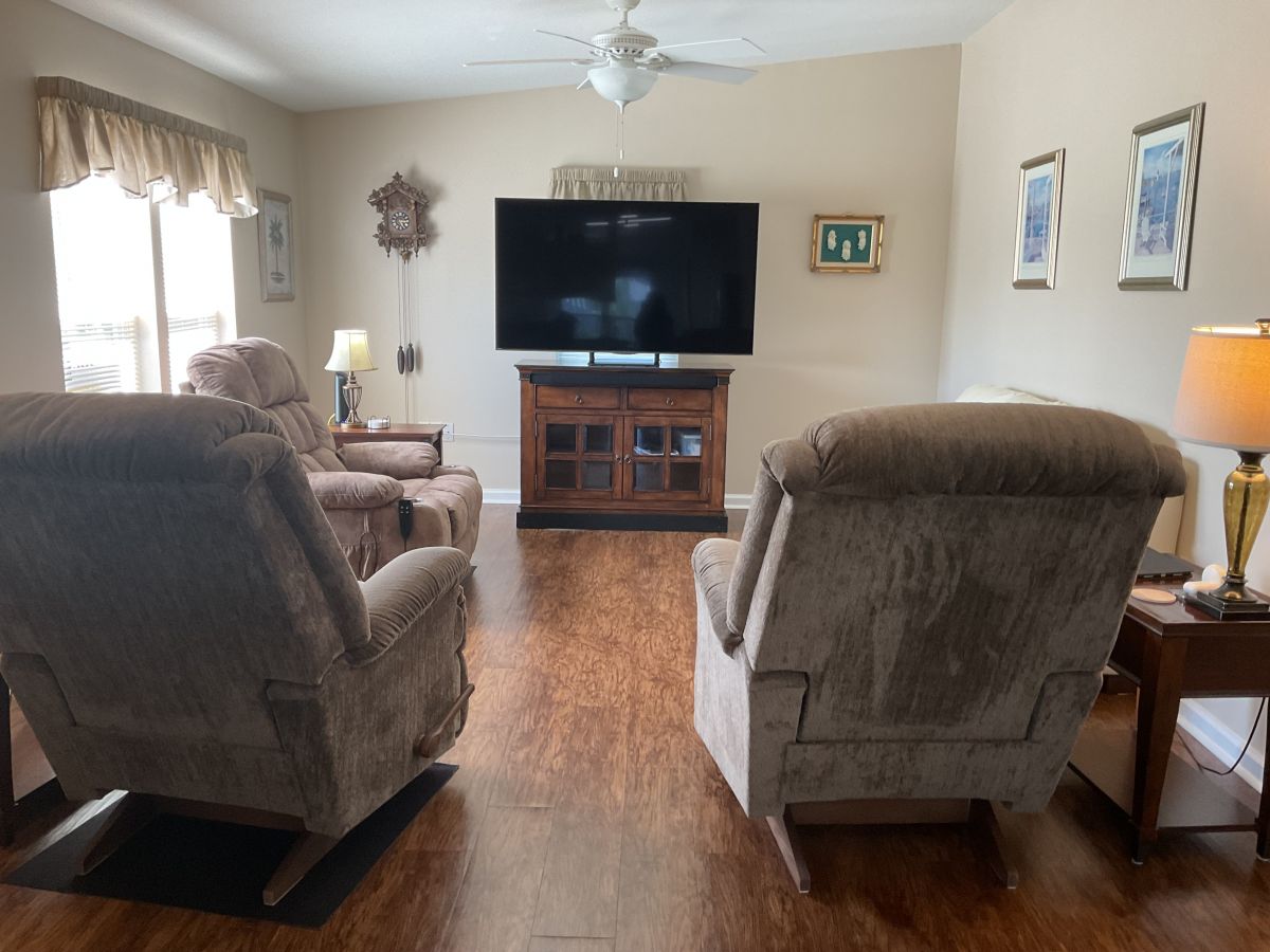 865 Osprey Ave