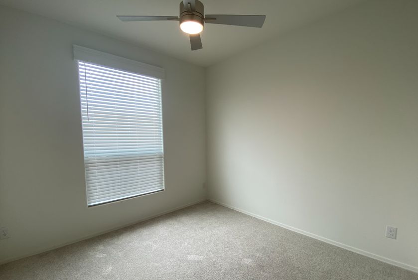 1110 North Henness Rd 2125