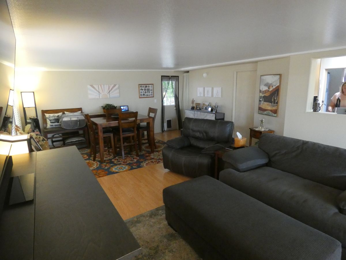 1110 North Henness Road, Site 1068
