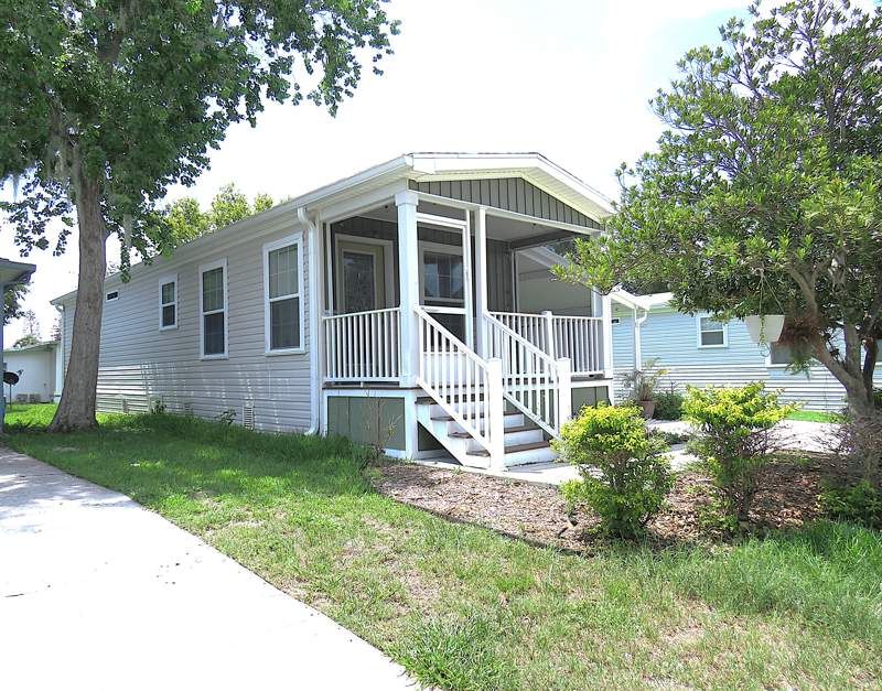 967 Laura St.