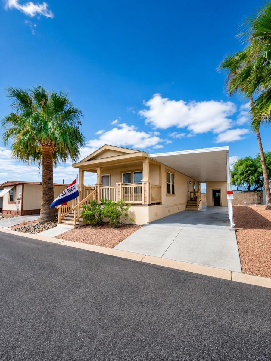 11101 E UNIVERSITY DR, LOT #27