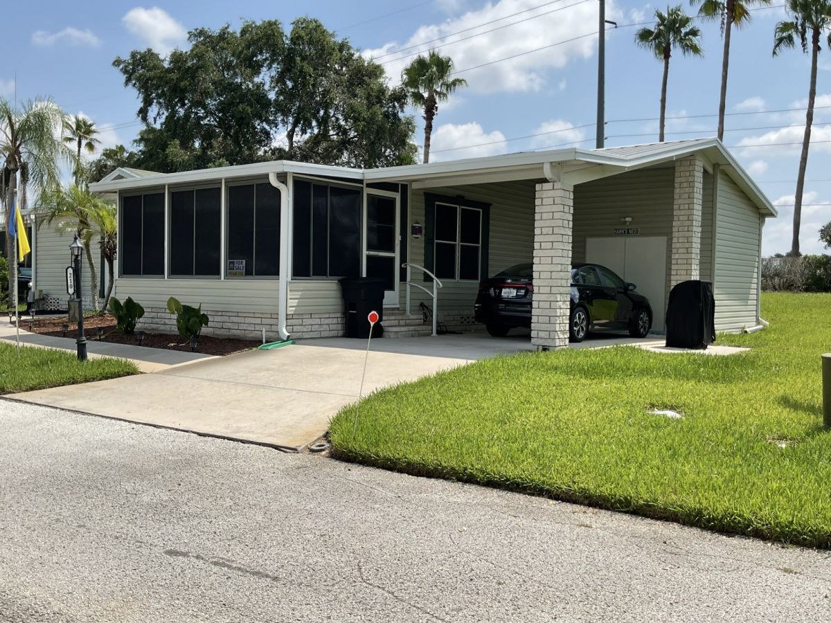 210 Bay Breeze Loop