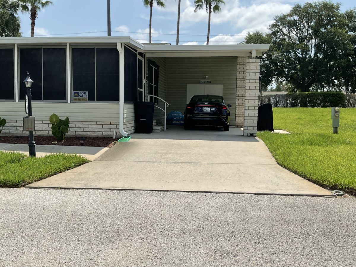 210 Bay Breeze Loop