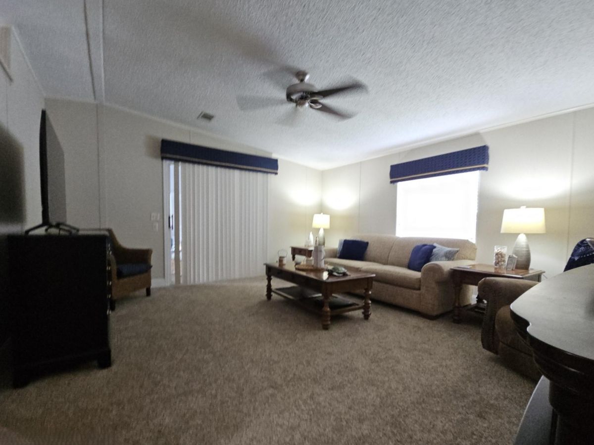 33 CYPRESS LOOP