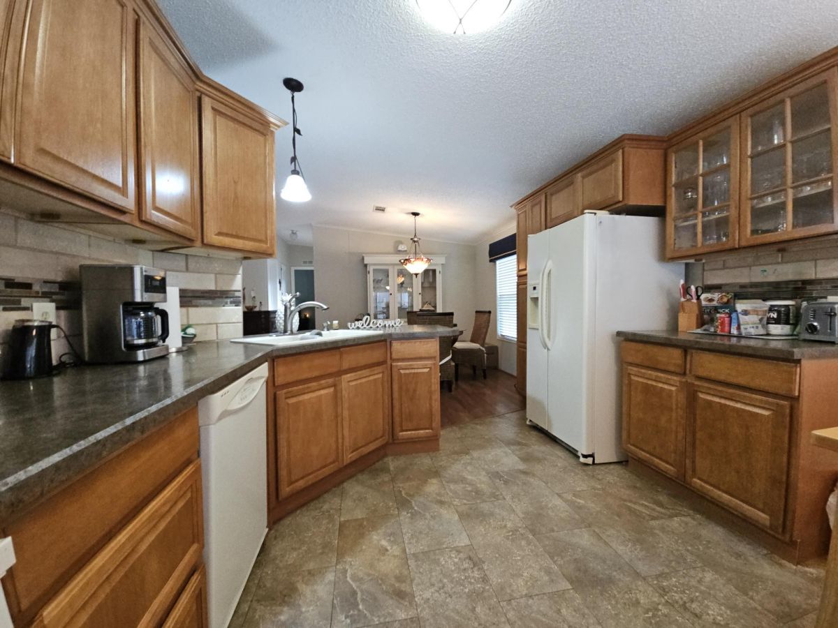 33 CYPRESS LOOP