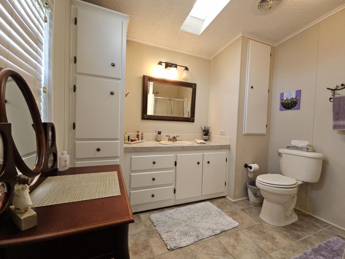 33 CYPRESS LOOP