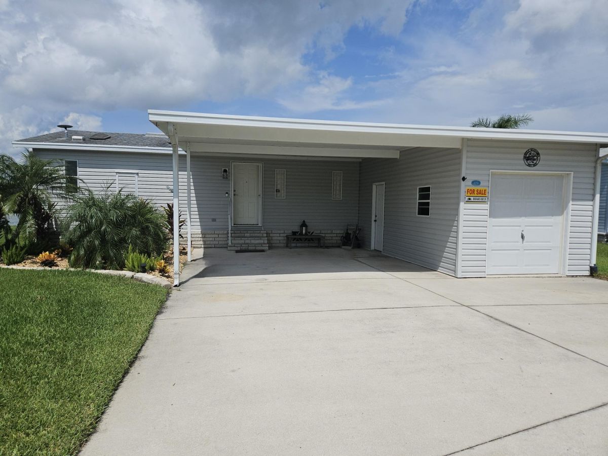 173 CYPRESS WAY