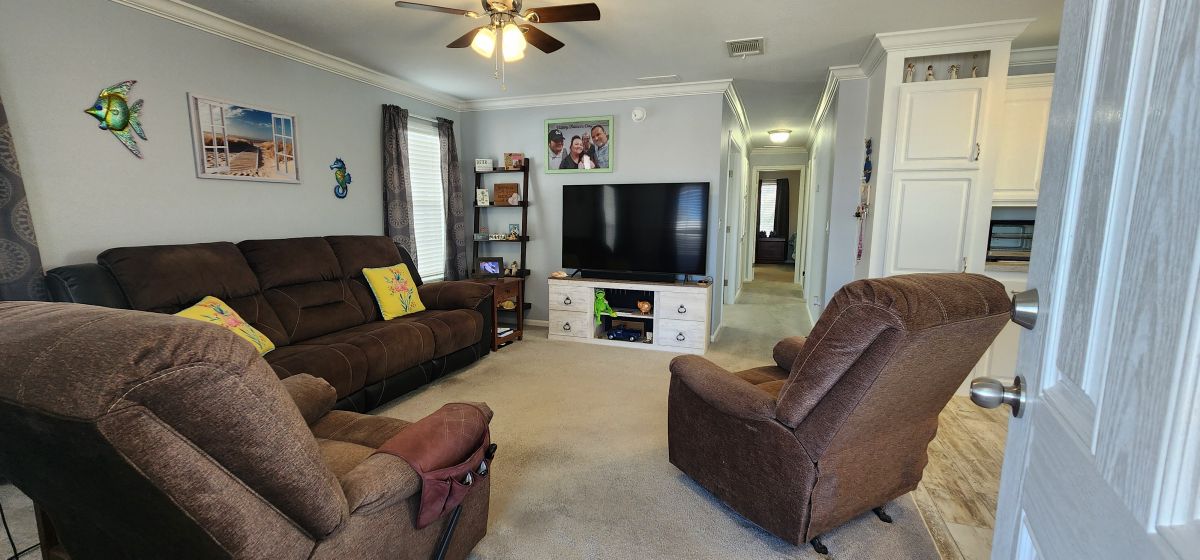 14504 Cortland Dr