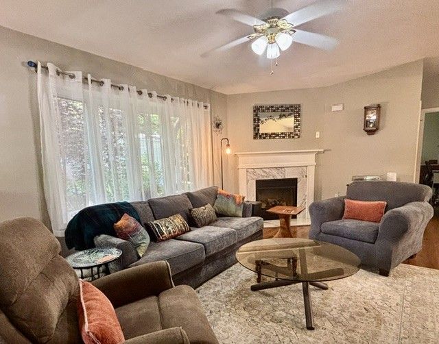 41 Bridlepath Trail