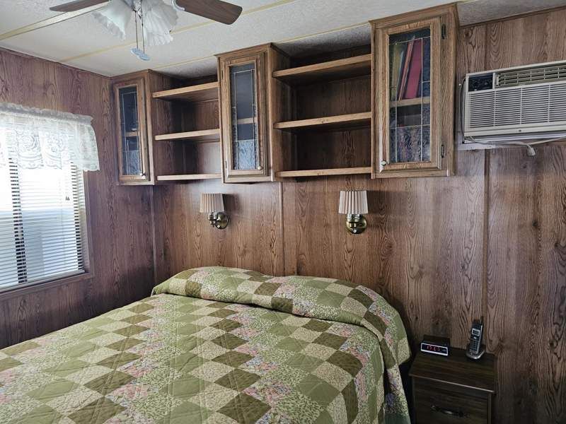 305 S. Val Vista Drive #302