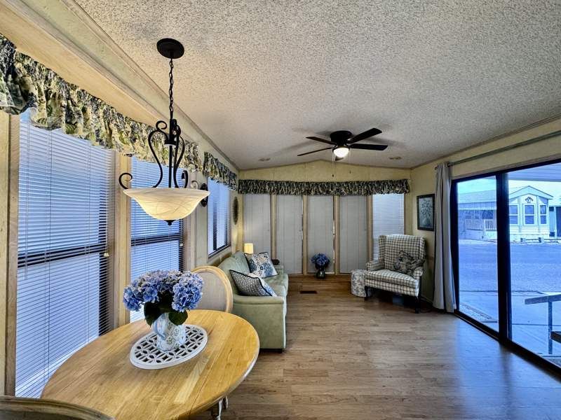 10442 N Frontage Rd #198