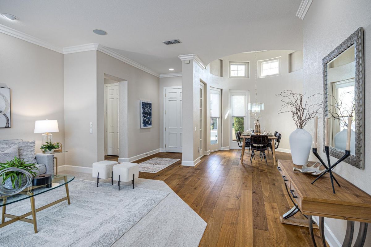 1305 Perdita Lane