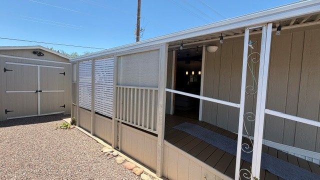 305 S. Val Vista Drive #13