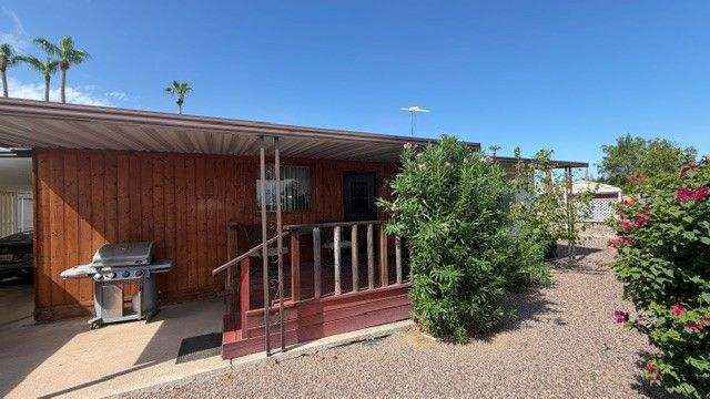 305 S. Val Vista Drive #368