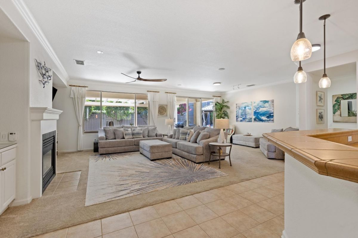 1760 Barn Valley