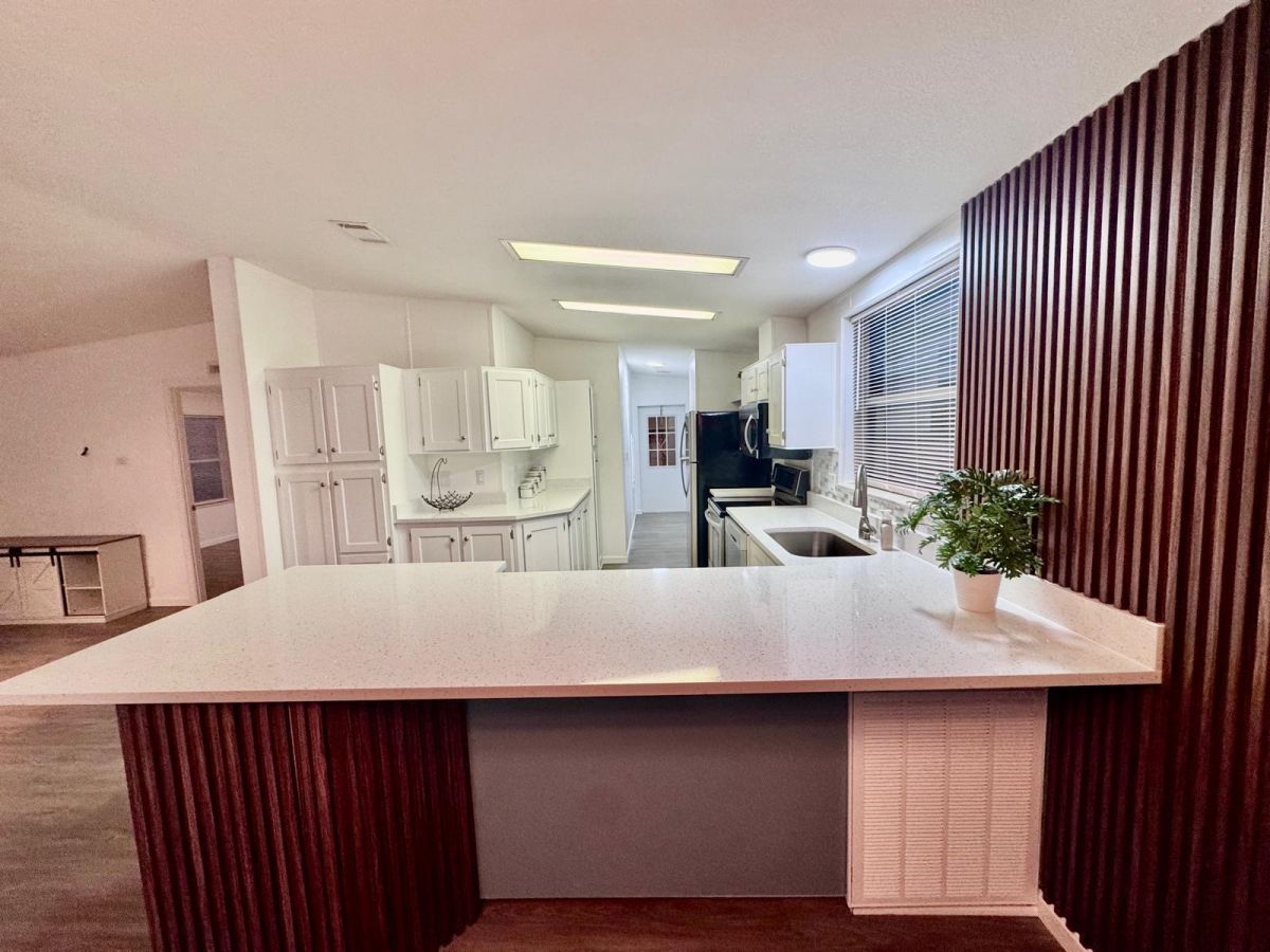 406 Windmill Blvd