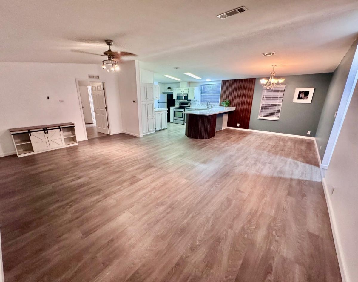 406 Windmill Blvd
