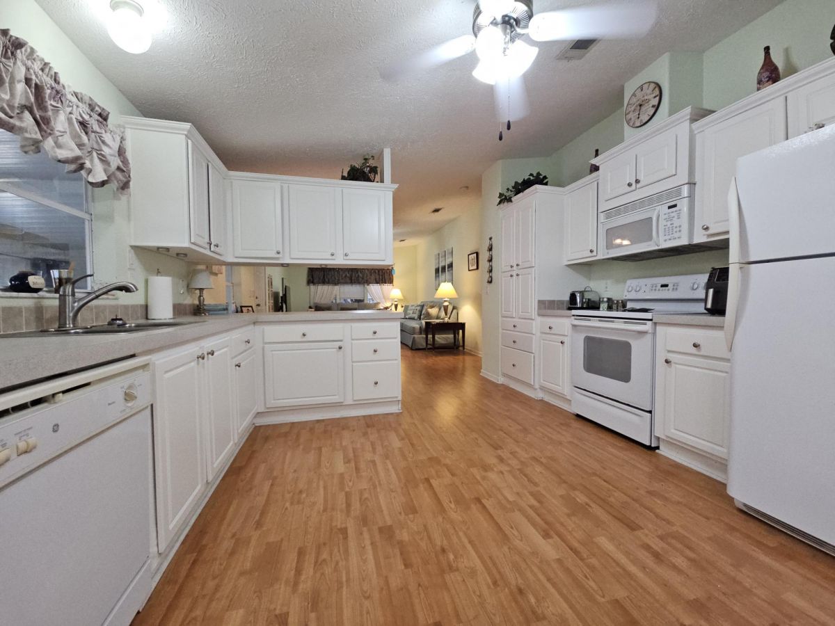 78 CYPRESS LOOP