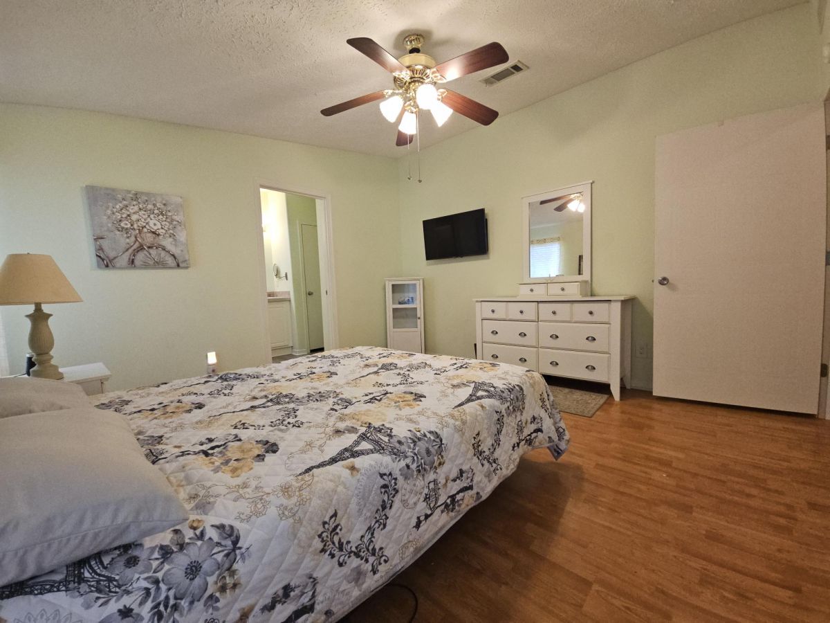 78 CYPRESS LOOP