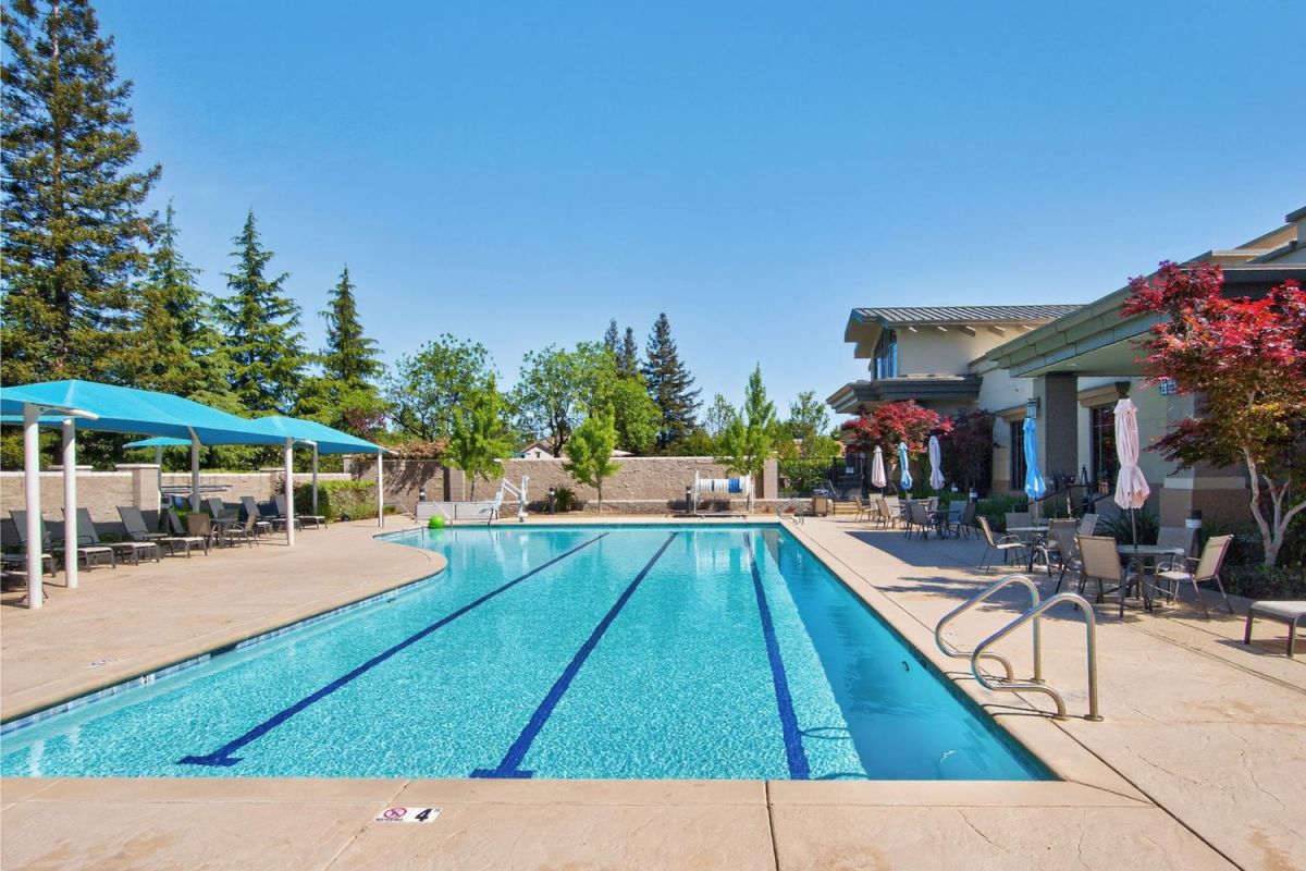 333 Lixton Court