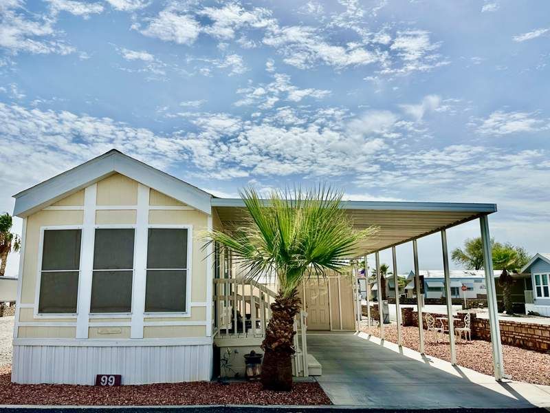 10442 N Frontage Rd #099