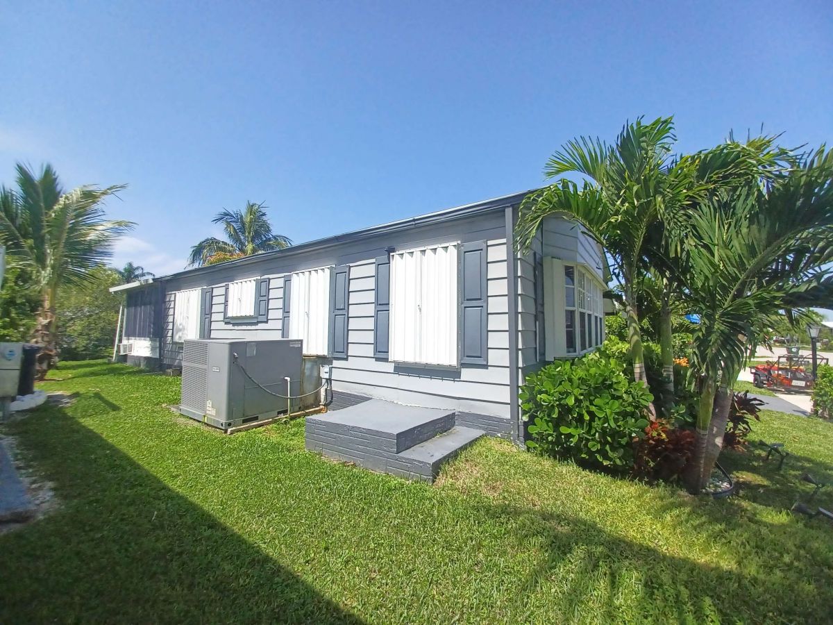 3522 NW 67th St