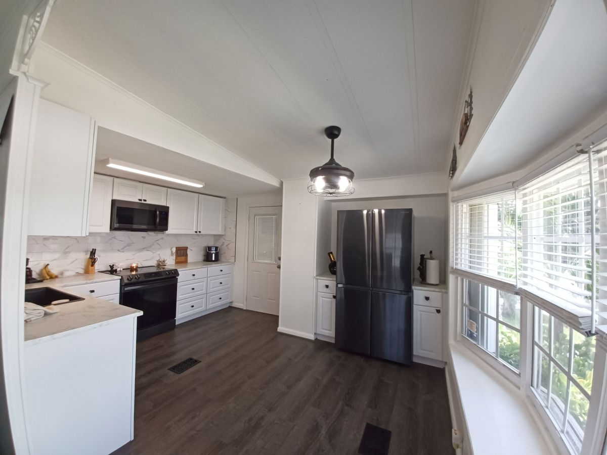 3522 NW 67th St
