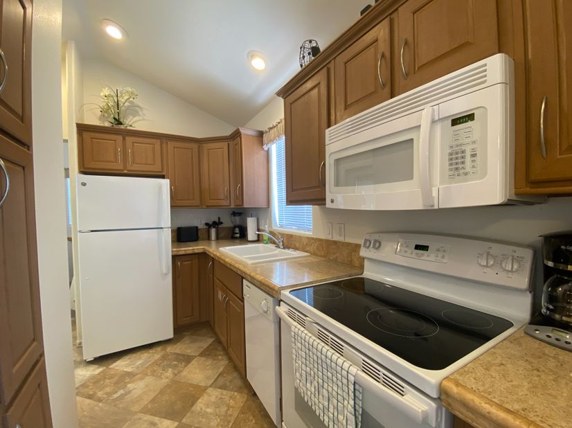 1110 North Henness Road, Site 379