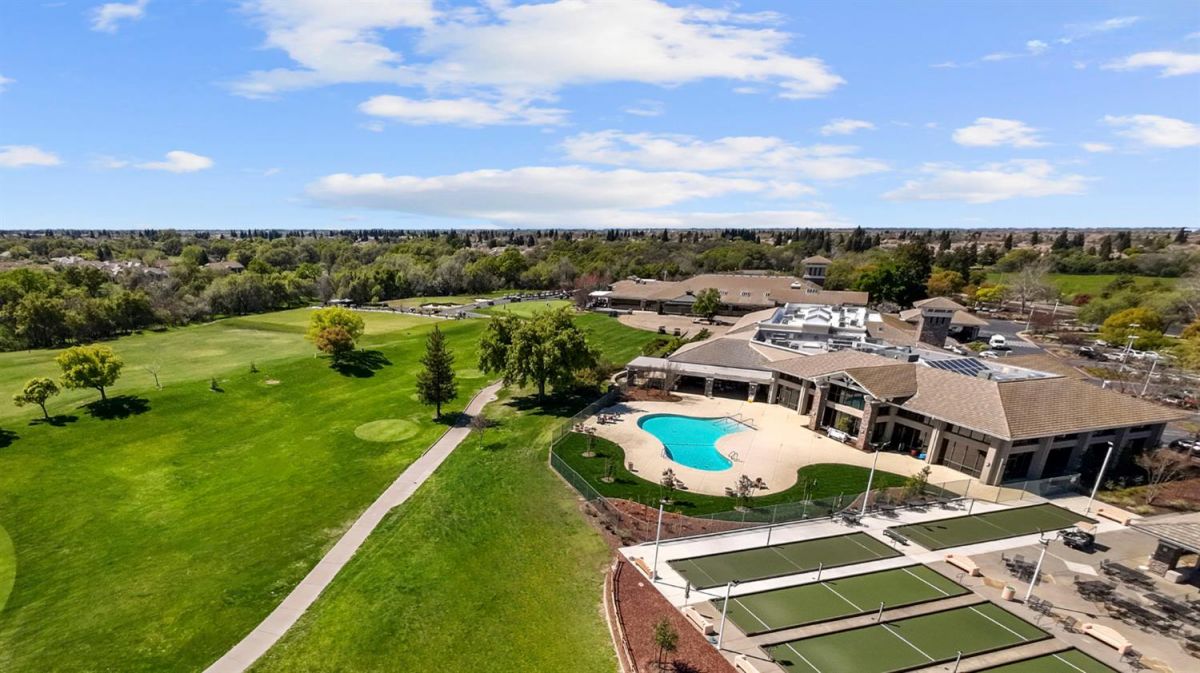 216 Navarretia Court