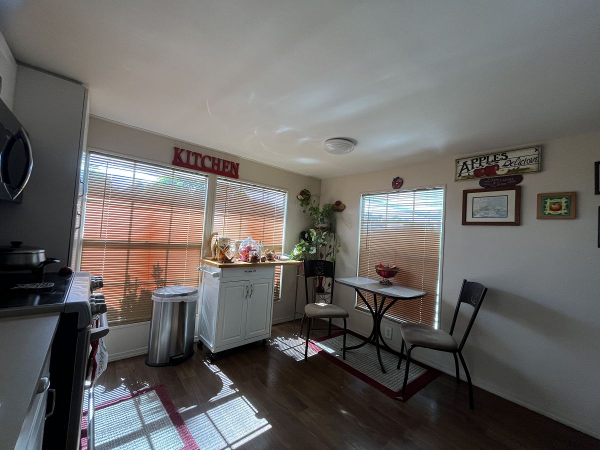 72 ENCORE DR.