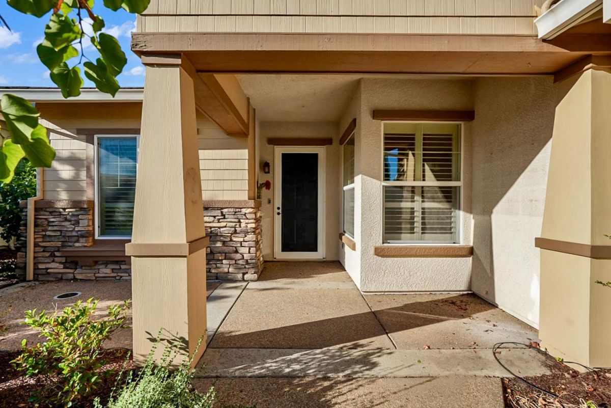 1281 Longhorn Lane