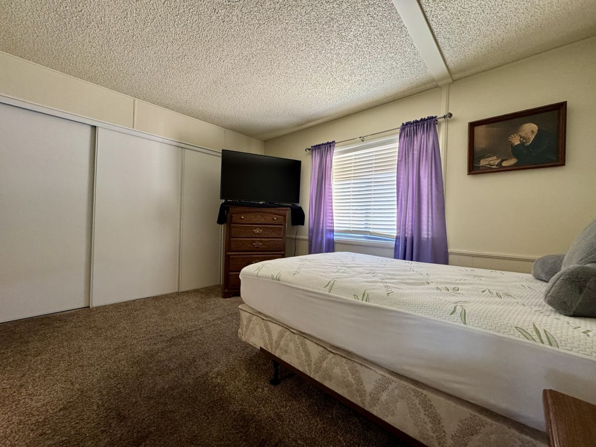 2200 W Wilson St # 073