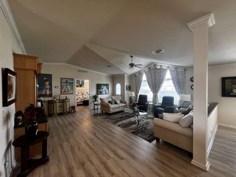 8548 Duke Court West #405