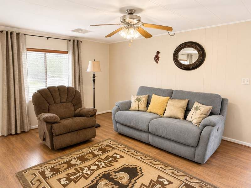 3300 E. Broadway Rd. #185